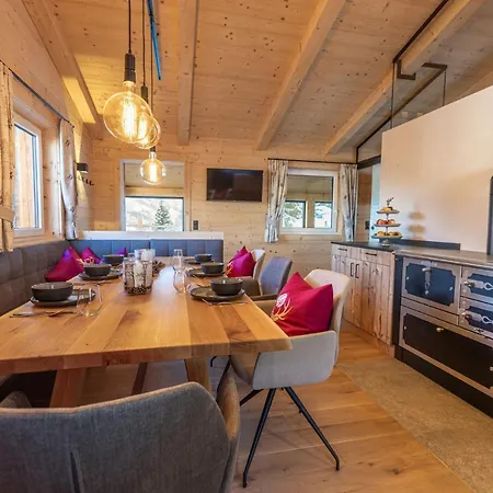 Grubi's Chalet Alm *